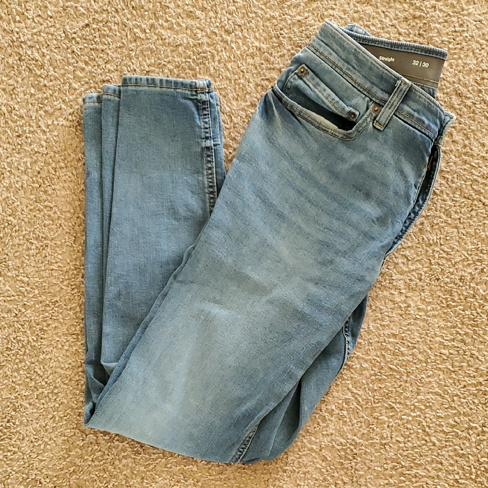 Men's Light Blue Jeans